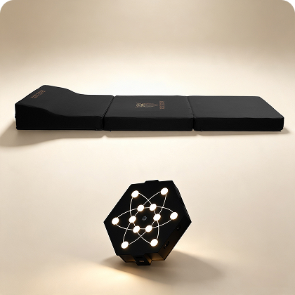 Aura Lounge + Atom Light